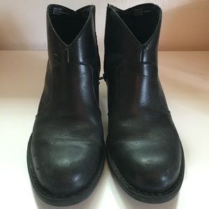 Born Michel Short Western Ankle Boots Black